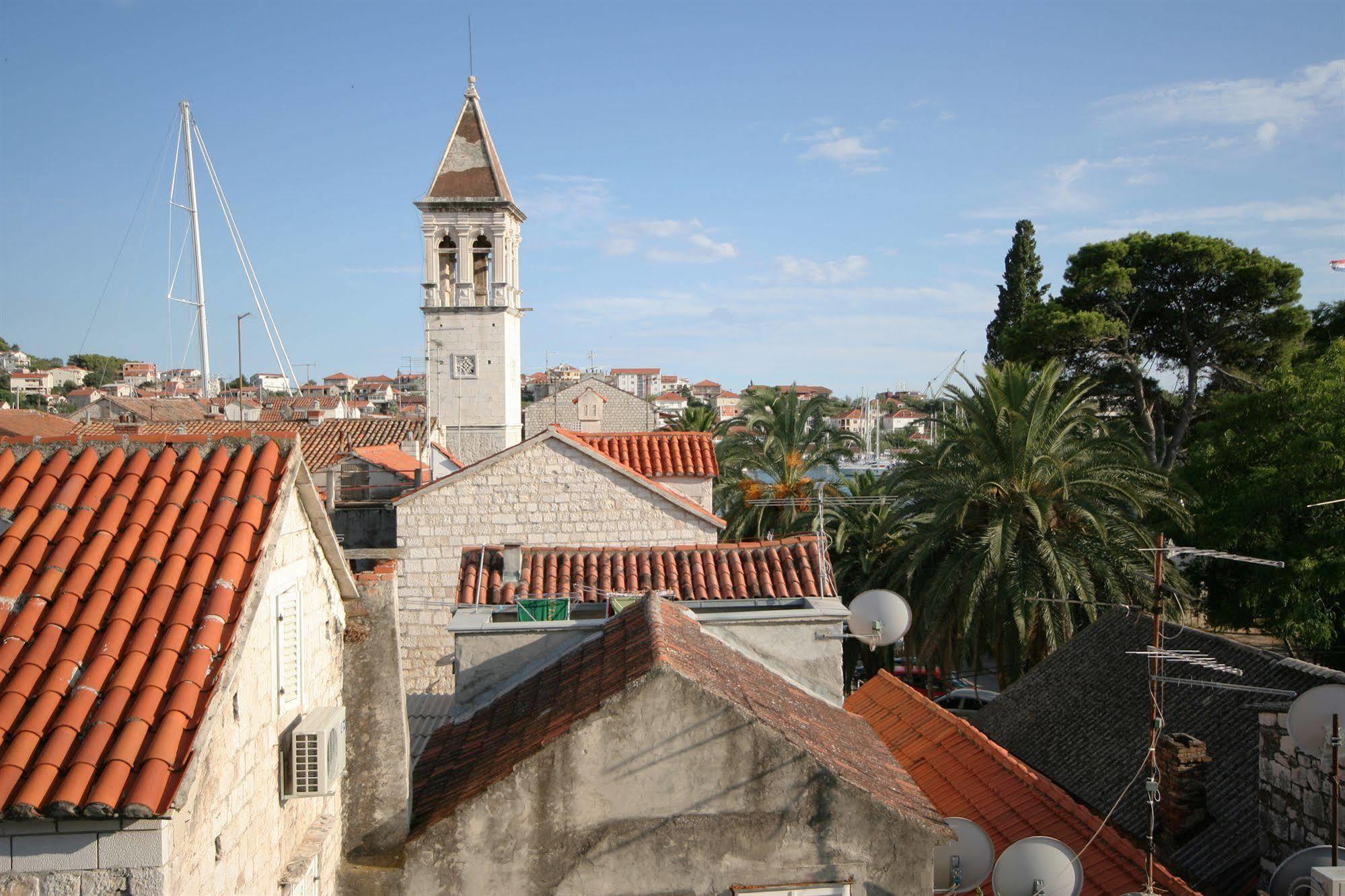 Hotel Trogir Extérieur photo